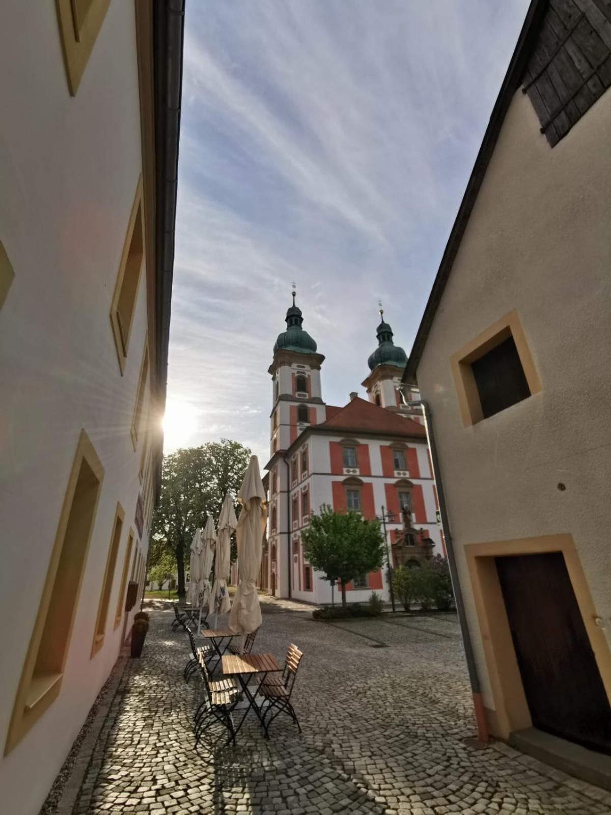 Hotel Kloster-Gasthof Speinshart Eschenbach in der Oberpfalz エクステリア 写真